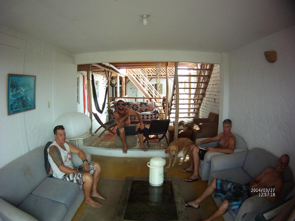 Tio Richi Surfcamp Hostel Punta Hermosa Εξωτερικό φωτογραφία